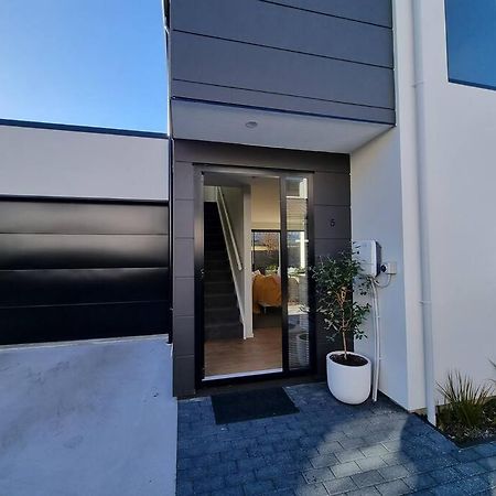 Central Home With Internal Garage - Close To Cbd! Christchurch Zewnętrze zdjęcie